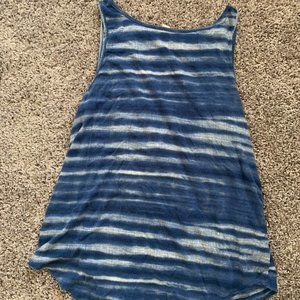 Under Armour Tie top